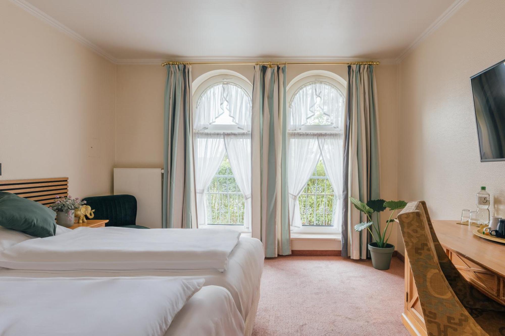 Hotel Thesdorfer Hof 피네베르크 외부 사진